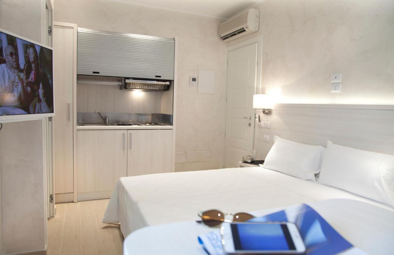 Hotel Residence Maria Grazia Rimini Bagian luar foto